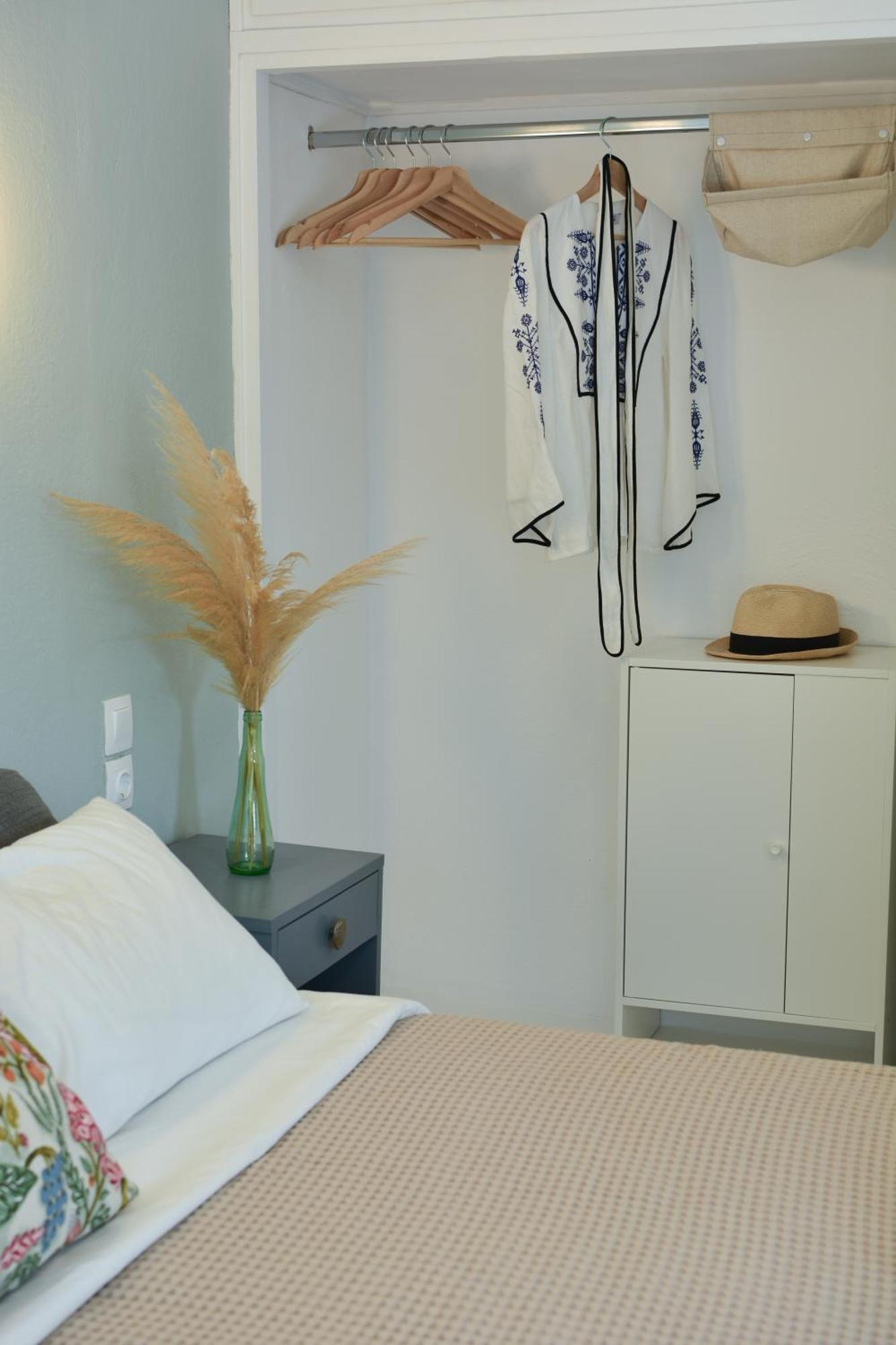 Greekowl Apartments Skiathos Town Exterior photo