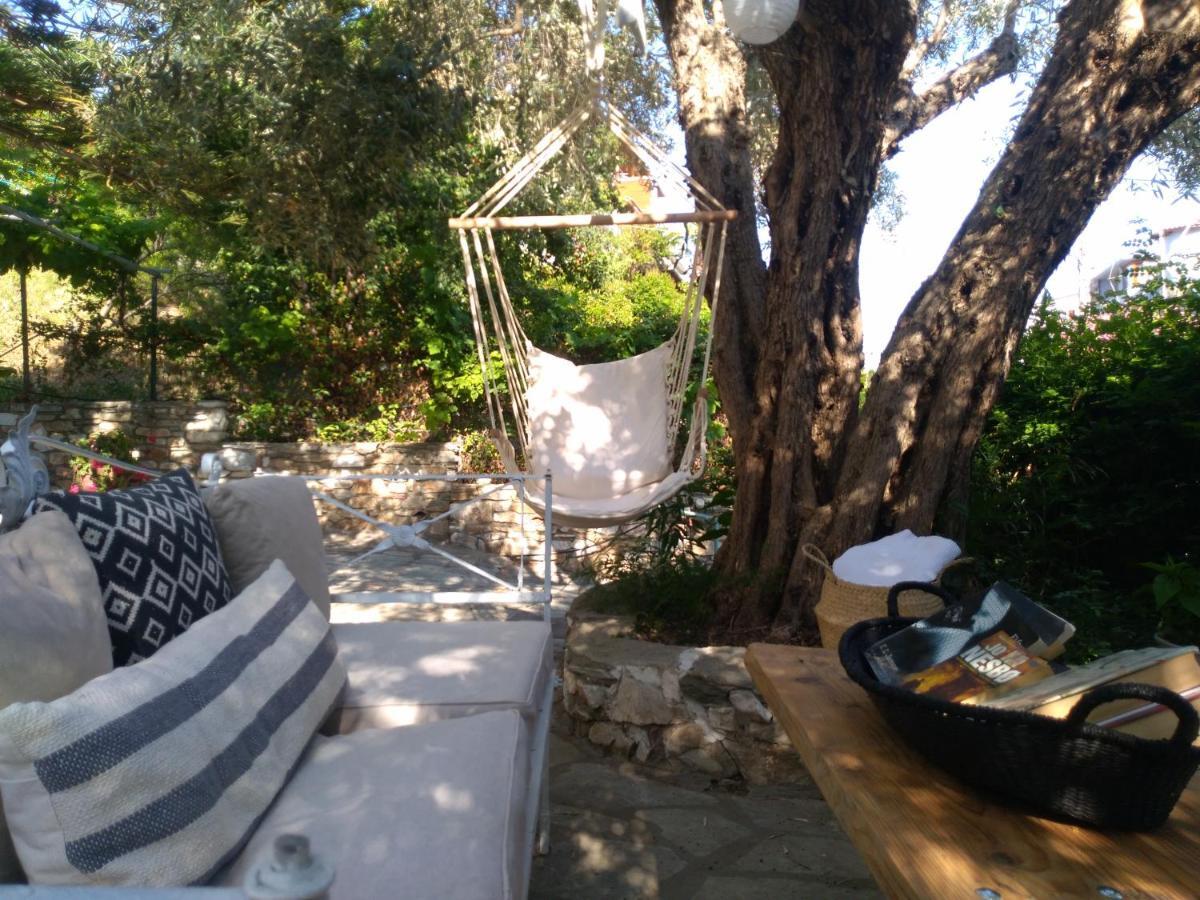 Greekowl Apartments Skiathos Town Exterior photo